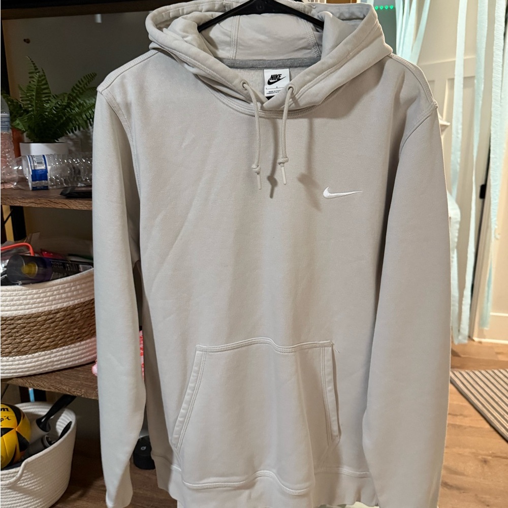 Nike Men's Light Gray Hoodie